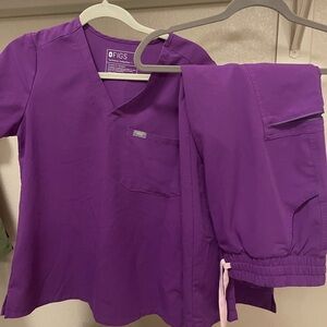 Figs scrubs (purple color)